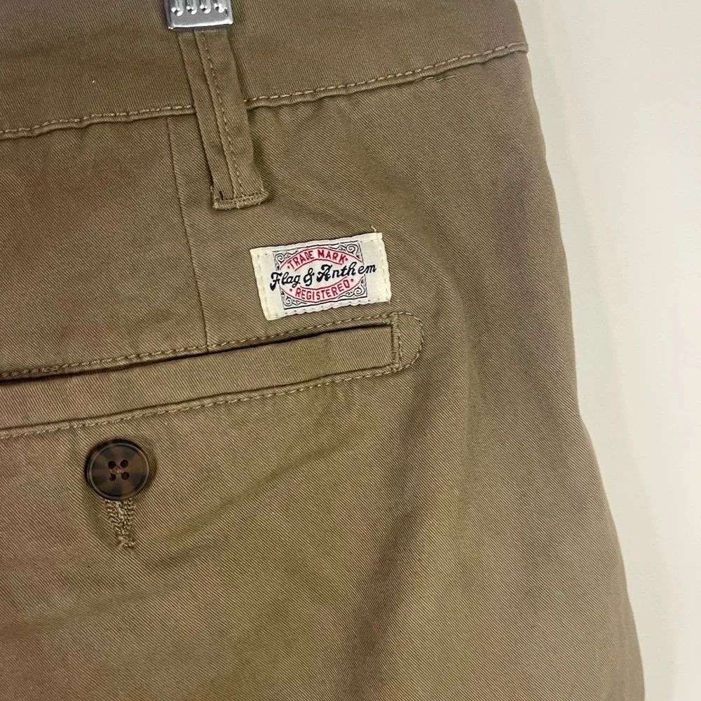 Flag & anthem‎ Classic Men's Khaki Chinos.